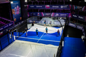 Preparation of Courtcovers Padel Court Cover at Sportworx International Padel Tournament, Rotterdam Technicians preparing the Courtcovers Padel Court Cover at the Sportworx International Padel tournament in Rotterdam to protect the court from rain and humidity for uninterrupted padel play.